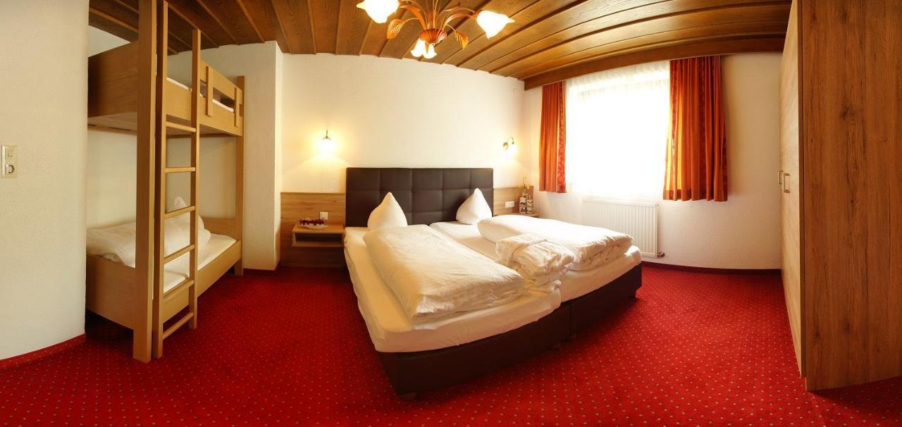 Kinderhotel Laerchenhof Obsteig Exterior photo
